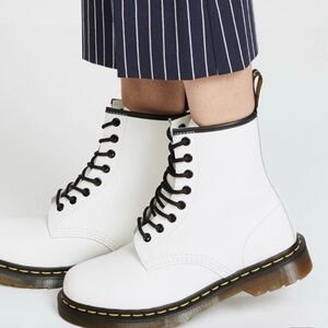 Dr. Martens Air Wair